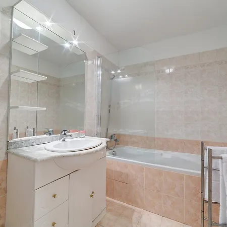 Centre Riviera 2p Lho5516 Cannes